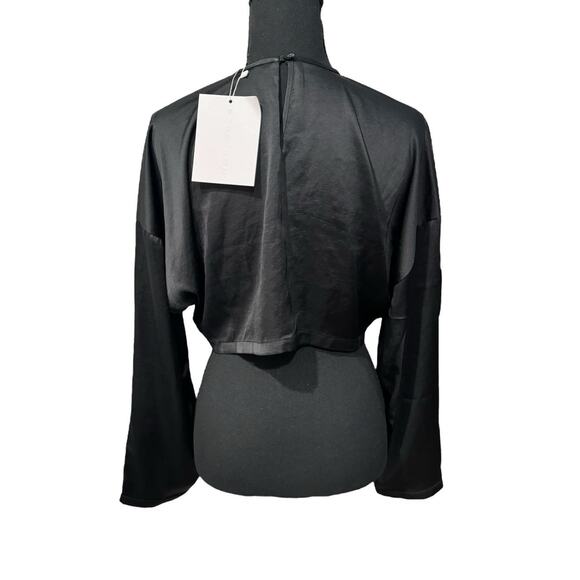 NWT! B. Freedom Satin Long Sleeve Simona Top - Size Medium - Picture 7 of 9